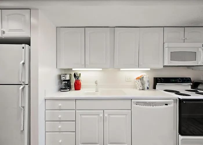 Century One-beautiful 2 Bed Oceanfront With Indoor Pool! Holiday home