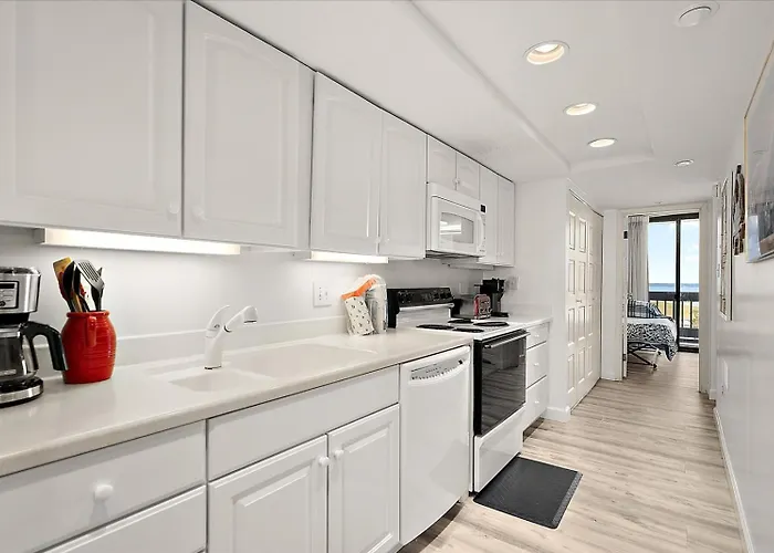Century One-beautiful 2 Bed Oceanfront With Indoor Pool! *