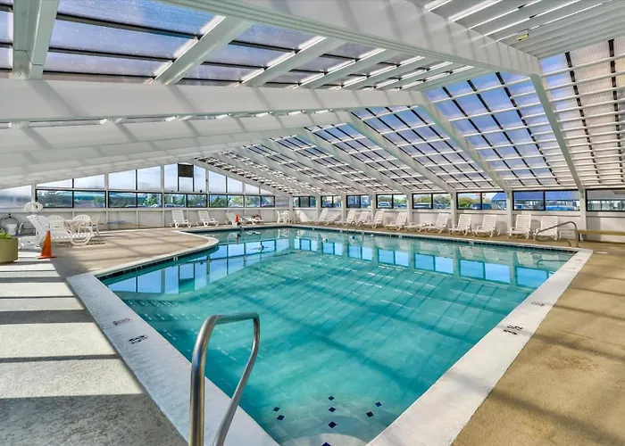Holiday home Century One-beautiful 2 Bed Oceanfront With Indoor Pool! *