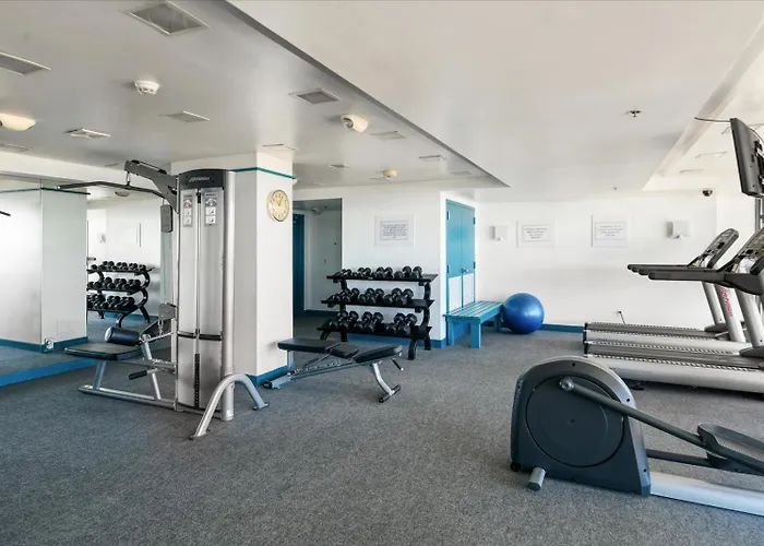 Century One-beautiful 2 Bed Oceanfront With Indoor Pool! Holiday home